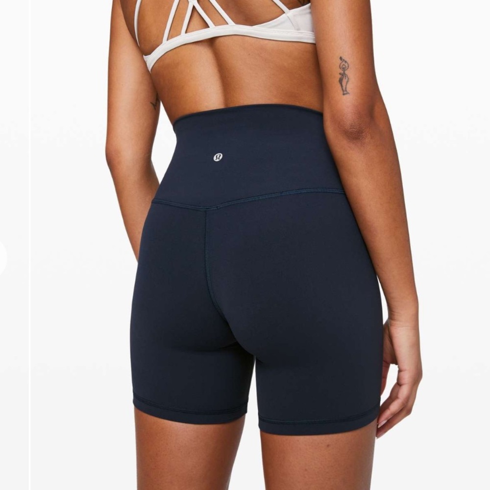 SOLD X NWT Lululemon Align 6” Shorts in True Navy - Picture 1 of 7